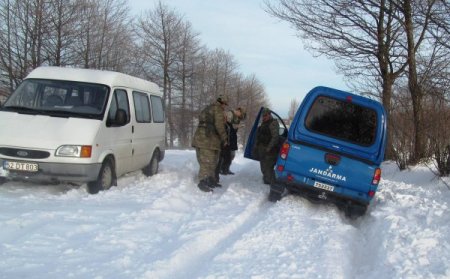 Tipi yolların kapanmasına neden oldu