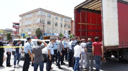 TIR dorsesinde can pazarı: 1 ölü 2 yaralı