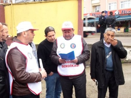 Tirebolu'da Çaykur işçisi grev kararı aldı