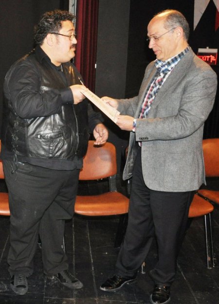 Tiyatro öğrencileri sertifika aldı