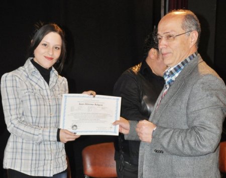 Tiyatro öğrencileri sertifika aldı