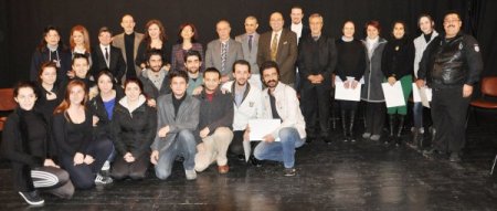 Tiyatro öğrencileri sertifika aldı
