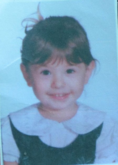 Tiyatrocular, 2 yaşındaki Eylül bebek için ağladı