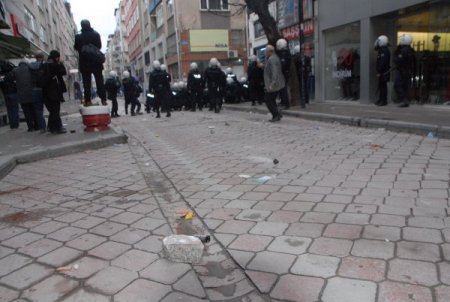 TKP binasına Türk bayrağı asılmasına izin verilmemesi tepkiyi büyüttü