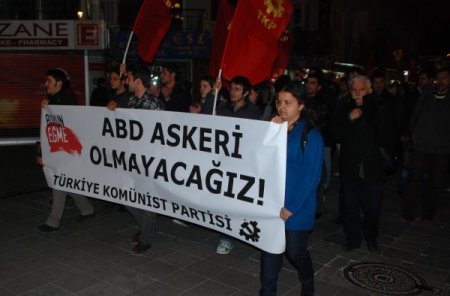 Tkp'liler Koalisyon Güçlerinin Libya Saldırısını Protesto Etti