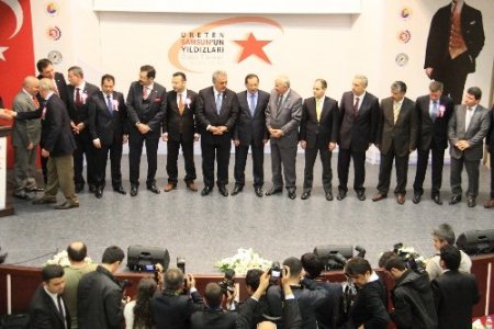 TOBB Başkanı Hisarcıklıoğlu: 2023 hedefinde Türkiye’ye birincilik yakışır