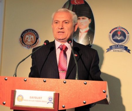 TOBB’un Bayburt PMYO’ya yaptıracağı spor salonu tanıtıldı