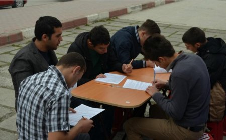 Tokat Yetiştirme Yurdu'nda kalan gençler kan bağışında bulundu