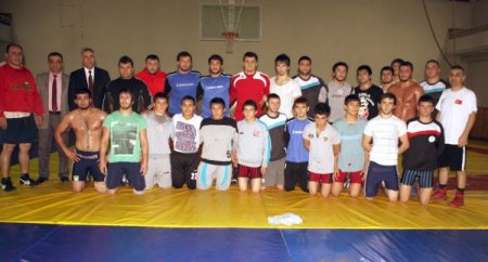 Tokatlı güreşçiler müsabakalar için sabırsızlanıyor