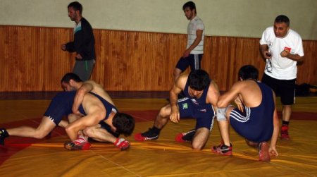 Tokatlı güreşçiler müsabakalar için sabırsızlanıyor