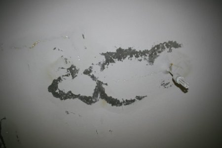 TOKİ evlerindeki yangınzedeler yardım bekliyor