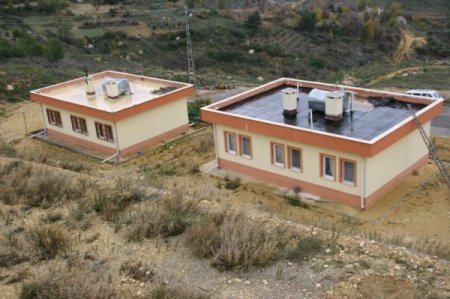 TOKİ evlerindeki yangınzedeler yardım bekliyor