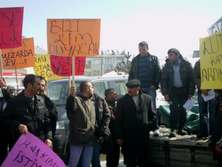 Toki'den Konut Almak İsteyen Vatandaşlardan Davullu Zurnalı Protesto