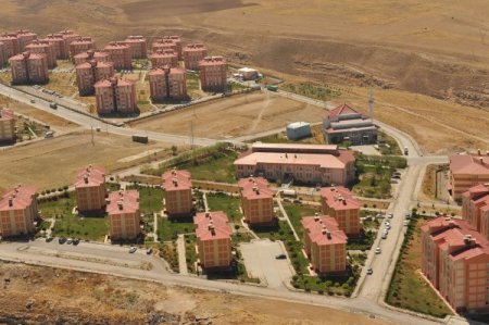 TOKİ'nin Van'a yaptığı konutlarda sona yaklaşıldı
