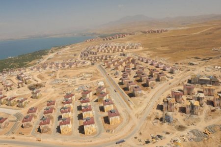 TOKİ'nin Van'a yaptığı konutlarda sona yaklaşıldı