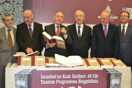 Topbaş: Batıda insan yakılırken biz adil hukuk uyguluyorduk