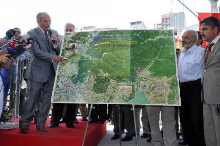 Topbaş'tan Muhalefete 'rant' Göndermesi