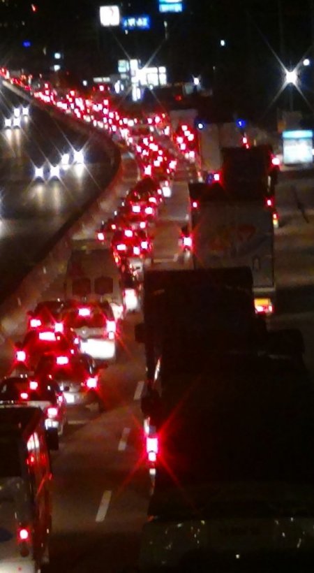 Topçular İskelesi'nde 12 km'lik kuyruk oluştu