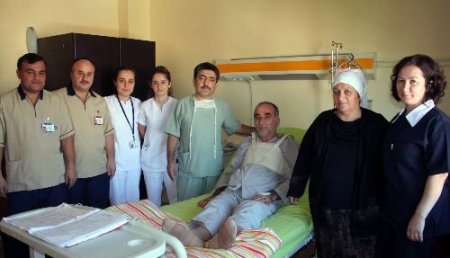 Toplar Damarından Kalbine Pıhtı Atan Hasta, Ameliyatla Hayata Döndürüldü