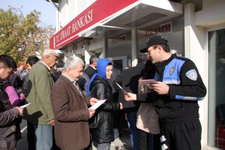 Toplum destekli polislerden vatandaşa uyarı