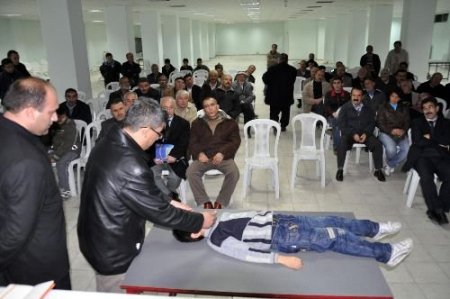 Toplum Destekli Polis'ten "güvenli Hayat" Konferansı