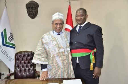 Torbalı'dan Afrika'ya dostluk köprüsü kuruldu