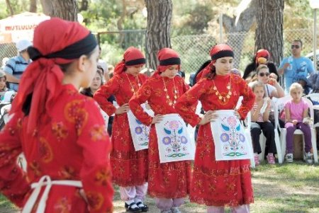 Toros Sema Koleji, Anadolu'nun halk oyunları kültürüne hizmet ediyor