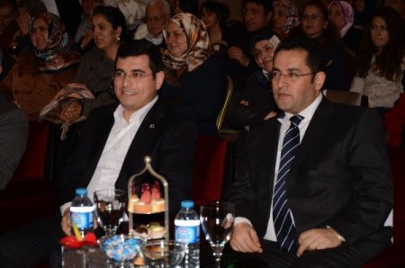 Toros Yağmur Koleji, kültür-sanat programı düzenledi