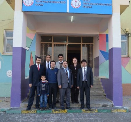 Toroslu idareciler Van’da kardeş okul baktı