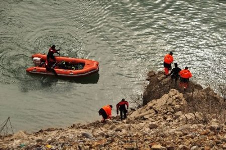 Torul Baraj Gölünde Kaybolan İki Kişiyi Sat Komandoları Çıkartacak