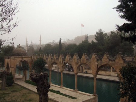 Toz Bulutu Şanlıurfa'da Gündüzü Geceye Çevirdi