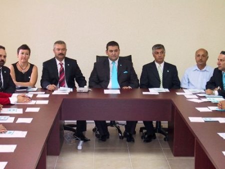 Tp İl Başkanı Hakan Yıldırım: İzmir'in Geri Kalmışlığını Eleştirmekten Utanıyorum
