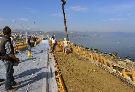 Trabzon sahilindeki bisiklet yolu büyütülüyor
