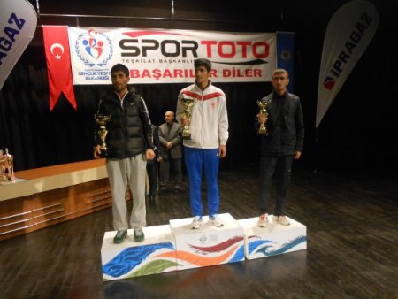 Trabzon Yarı Maratonu'nda takım birincisi Batman Petrolspor oldu