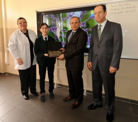 Trabzon’da 178 öğretmen ve 596 öğrenciye tablet bilgisayar verildi