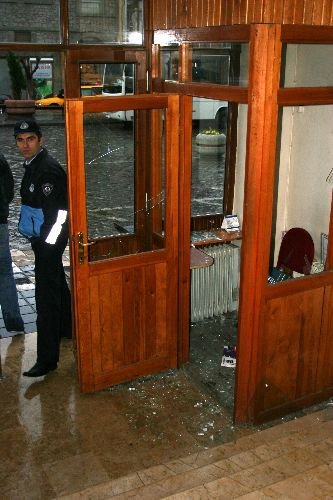 Trabzon'da Belediyeye Saldırı