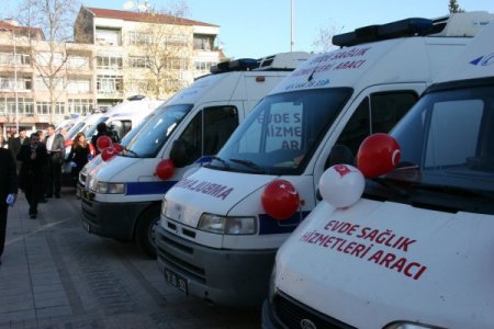 Trabzon'da Yatalak Hastalara Evde Sağlık Hizmeti Başladı