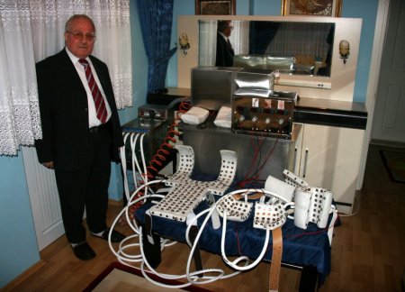 Trabzonlu emekli mucit sırt, bel ve bacak ağrısını tedavi eden makine icat etti