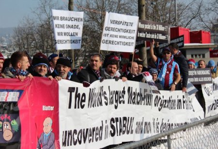 Trabzonlu taraftarlar, Zurih'te eylem yaptı