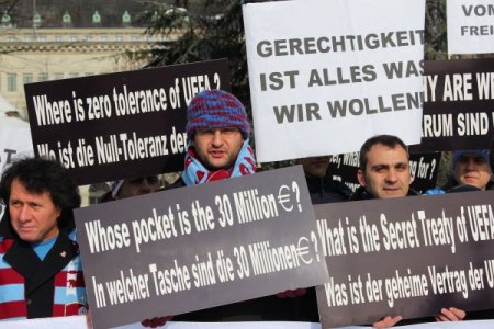 Trabzonlu taraftarlar, Zurih'te eylem yaptı