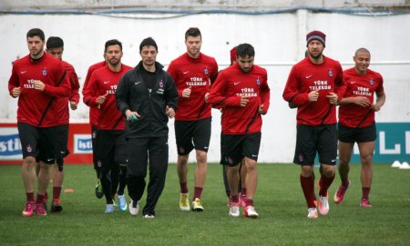 Trabzonspor, Antalyaspor maçına 3 puan parolasıyla hazırlanıyor