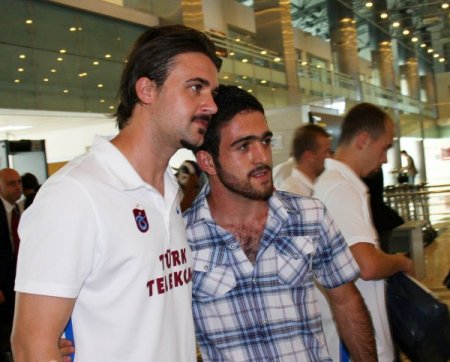 Trabzonspor, Beşiktaş maçı için İstanbul’a gitti