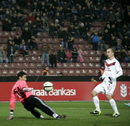 Trabzonspor: 3 - Mersin İdman Yurdu: 0 (Maç sonucu)