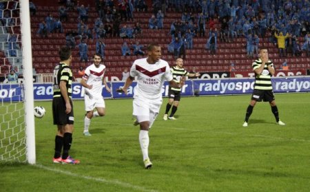 Trabzonspor Akhisar Belediyespor'u konuk ediyor