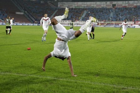 Trabzonspor Akhisar Belediyespor'u konuk ediyor