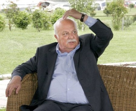 Trabzonspor Başkanı Şener: Genel kurulda başkanlığa aday değilim (2)