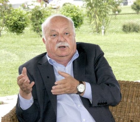 Trabzonspor Başkanı Şener: Genel kurulda başkanlığa aday değilim (2)