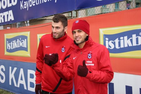 Trabzonspor’da, Colman ve Mustafa arasındaki gerginlik tatlıya bağlandı