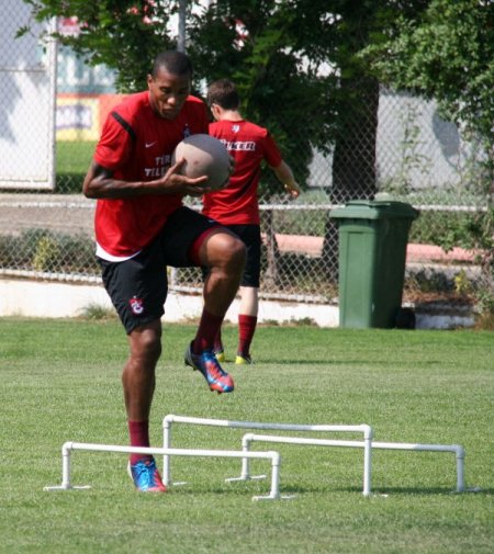 Trabzonspor'da Fenerbahçe maçı hazırlıkları sürüyor