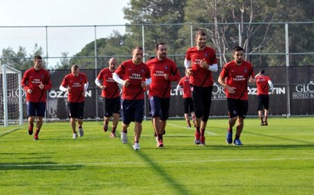 Trabzonspor'da ikinci yarının ilk çalışmasını yaptı